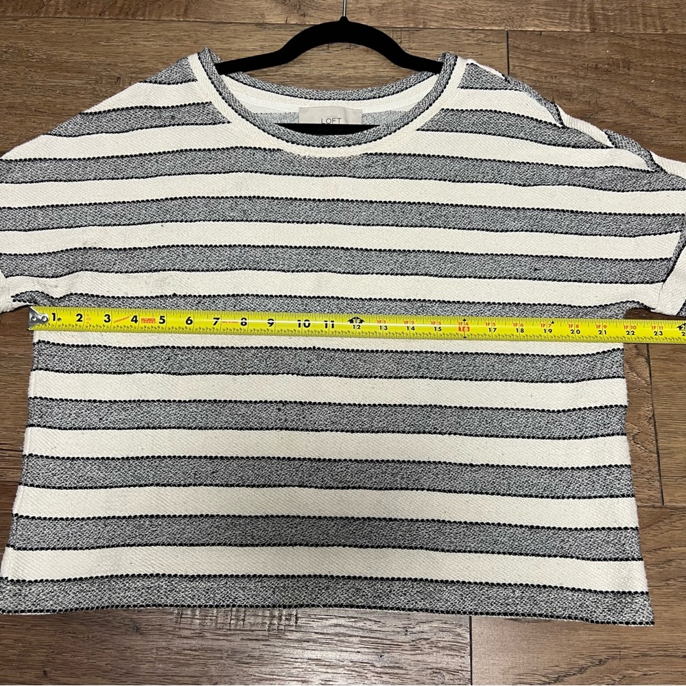 LOFT Black and Cream Knit Top - Picture 5 of 8
